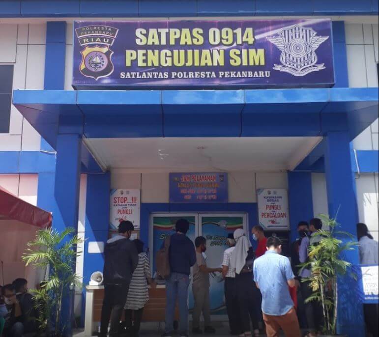 Pelayanan SIM di Satlantas Polrestabes Pekanbaru